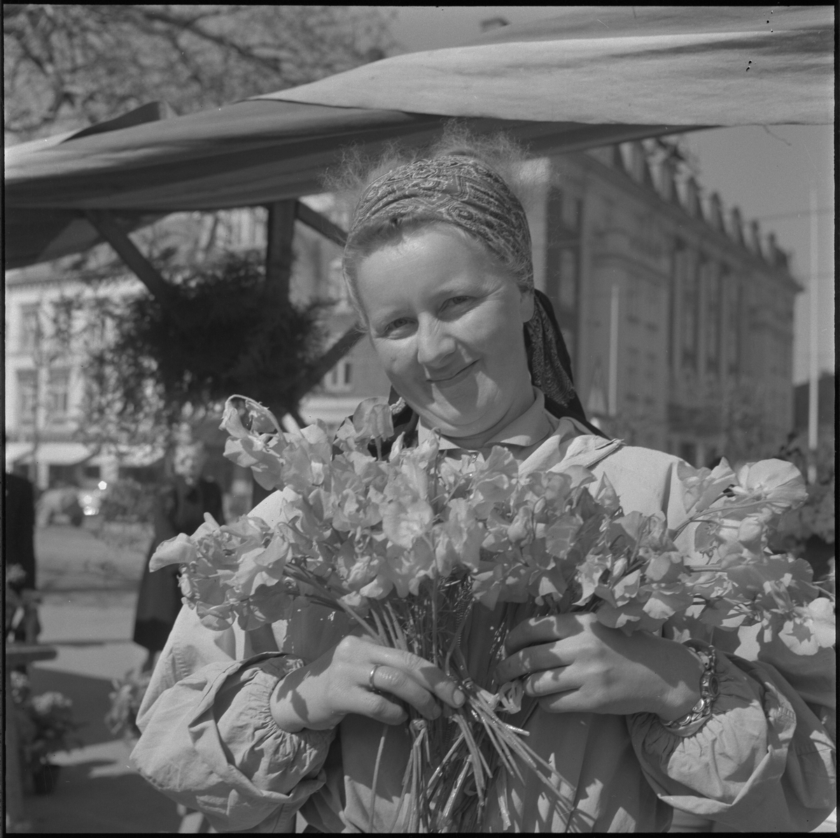 Blomster på torget i Trondheim