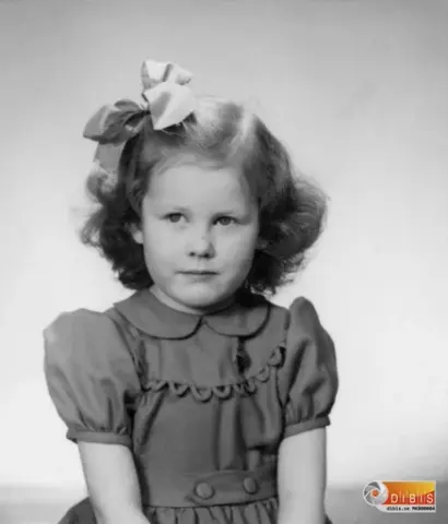 Plats Ytterhogdal.
I bild Siv Kvick, dotter till Roland Kvick och Märta Kvick.