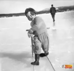 Plats Hedeviken, Vikarsjön.
Vid sparken Björn Kvick. Troligt