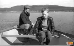 Bilden visar Gerhard Kvick och Björn Kvick (senare Morgan Kv