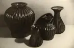 Produkter från Bobergs Fajansfabrik AB. Komp. av Ewald Dahlskog.