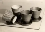 Produkter från Bobergs Fajansfabrik AB. Komp. Ewald Dahlskog.
