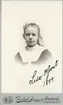 Porträtt av Lisa Hjort 1899 (enligt text framsida kort).