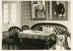 Interiör inifrån borgmästarvillan i Sölvesborg, som idag huserar Hotell Humbla, uppfördes 1903 av borgmästare Philibert Humbla (1863-1925). Far till Philibert Humbla, museiman och svensk konsthistoriker (1896-1952) som 1940 blev förste chef vid Gävle museum (källa Wikipedia).