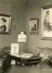 Interiör inifrån borgmästarvillan i Sölvesborg, som idag huserar Hotell Humbla, uppfördes 1903 av borgmästare Philibert Humbla (1863-1925). Far till Philibert Humbla, museiman och svensk konsthistoriker (1896-1952) som 1940 blev förste chef vid Gävle museum (källa Wikipedia).