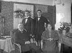 Familjeporträtt.