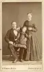 Familjeporträtt.