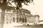 Wien: Schloss Belvedere, sommaren 1930 (enligt text i album).