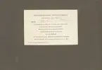 Sida ur fotoalbum från resan med WIKING X runt den skandinaviska halvön år 1925. 

Trycksak med texten: Aktiebolaget Pentaverken har härmed äran inbjuda herr Ingeniör C.G. Pettersson att med anledning av Viking X start för 
långfärden runt Skandinavien intaga lunch å Grand Hôtel måndagen den 20 juli 1925 
kl. 12 middag och att omedelbart därefter övervara avfärden, som är utsatt att äga rum omkring kl. 1,15 em. 

O.S.A. till Kungsgatan 911.