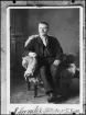 Fotografi i serie för identifiering av motiv ur A C Hultgrens fotosamling.

Kommentar:
Originalet sannolikt taget i Keithsburg, Illinois.