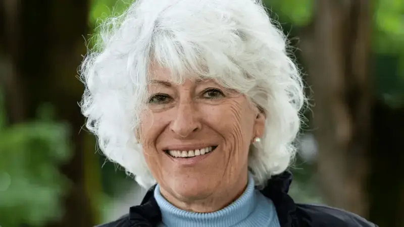 Portrett av Mona Levin
