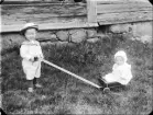Fotografi i serie för identifiering av motiv ur A C Hultgrens fotosamling.
