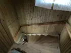 Kungsbergs bönhus, trappan upp till övre hallen.
