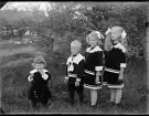 Fotografi i serie för identifiering av motiv ur A C Hultgrens fotosamling.