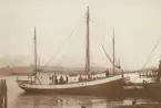 Fisketrålare. Text på baksida 