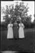 Systrarna Märta och Olga Larsson