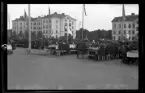 Måltid på kaserngården.