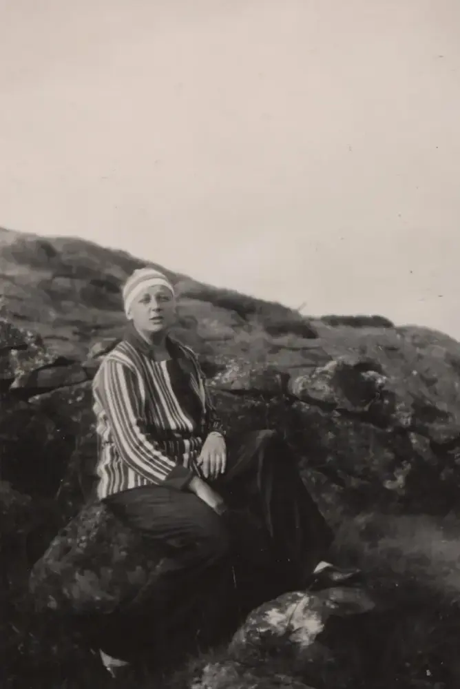 Bilde av Alfhild Hovdan. Rundt 1920-tallet