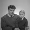 Erland Georgei med son