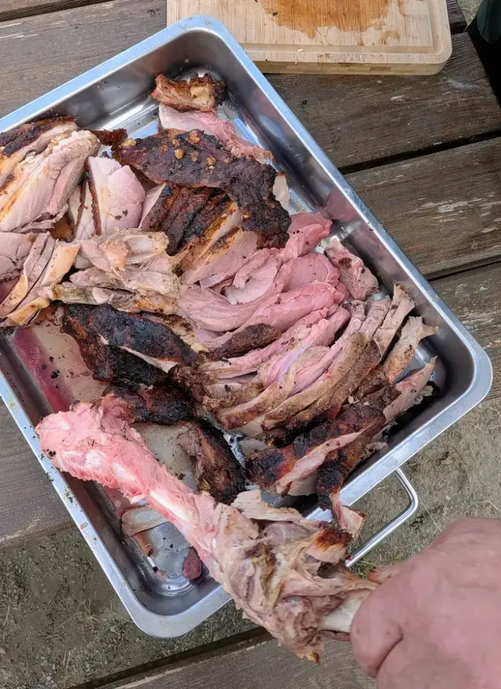 Det var nok mat til alle de sultne vikingene under Vikinghøvdingens etegilde.