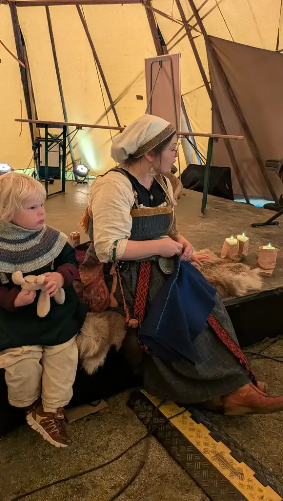 Felizia (ved Gjenreisningsmuseet for Finnmark og Nord-Troms) forteller sagaen som Snøfrid