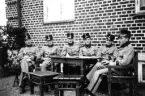 Infanteri Halmstad/Kristianstad, I 16 Hallands regemente.
Från vänster: 4:e Åke Sandberg och 5:e Aron Wester.
