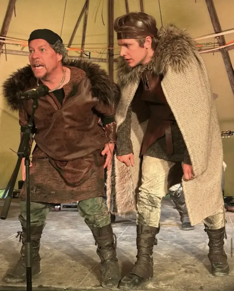 HUND - en scenisk produksjon