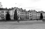 Husarkasern sett från kaserngården.