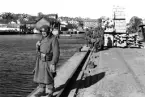 Repgubbe från Ing 2 i hamnen i Oskarshamn. I bakgrunden utplacering av blinda kajladdningar.