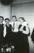 Fest hos mig, Lucia 1943 (enligt text i album). Text baksida kort: V-H Anders Lindwall, Bengt Lindholm, Bengt Hultin och Syrack Sidén.