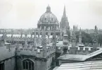 Takvy över Oxford universitetsområdet, 1947 (enligt text i album).
