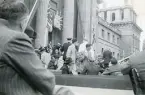 Churchill håller tal vid Blenheim Palace i Woodstock, England, augusti 1947 (enligt text i album).