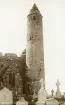 Round Tower (Det runda tornet) Rock of Cashel, Irland (enligt text framsida brevkort).