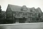 William Shakespeare´s födelsehus på Henley street i Stratford-upon-Avon, England 1948 (enligt text i album).