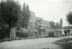 Shakespeare Memorial Theatre i Stratford-upon-Avon, England 1948 (enligt text i album).