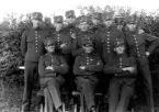 Värnpliktiga i uniform m/ä.