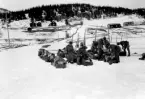 Inför skidmarsch.