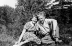 Midsommar. Inga Greta och Erik Persson, A6.
