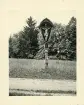 Krucifix kantade vägarna längs vandringsleden i de bayerska alperna i Tyskland (enligt text i album).