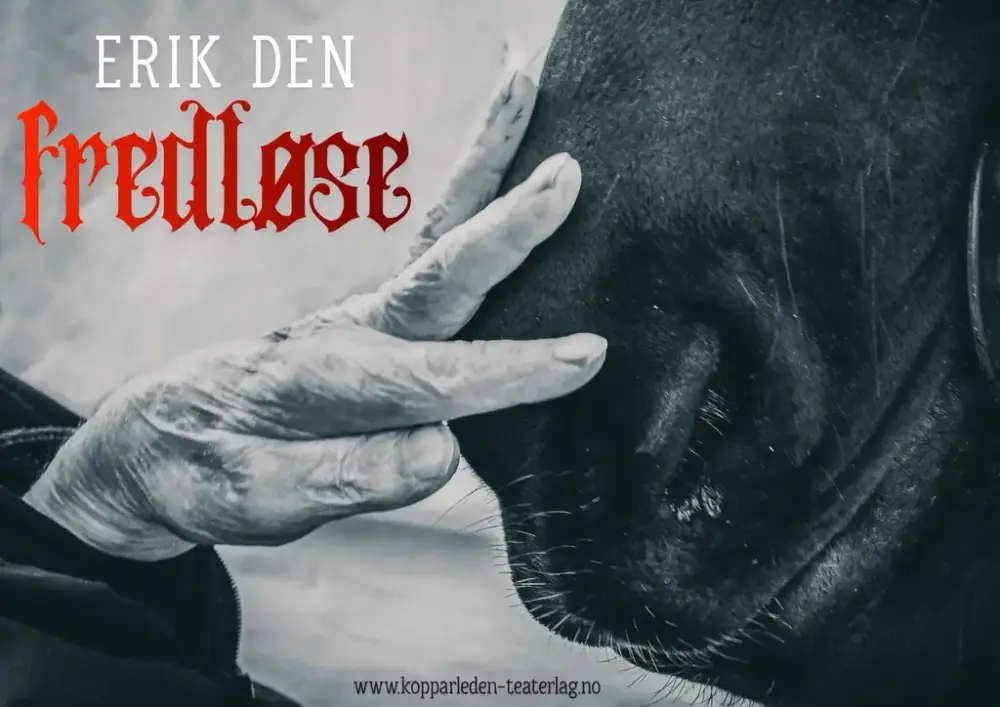 svarthvitt foto, en hånd holder på mulen tili en hest. 