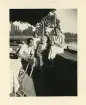 Utflykt till Birnau, Tyskland (enligt text i album). Text baksida kort: V-H. Wilhelm, Wilhelms mormoder, Fru Uhlenhoff.