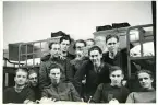 Luckan, 1940-41. V-H. 2581 Johansson, Lundin, Blomkvist, Persson, Bengt Hultin, Hallberg, Örholm (med trpt. Matz), von Wowern, Kihlström, Ekelund (enligt text i album och baksida kort).