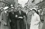 Sista april 1943, Uppsala (enligt text i album). Bengt Hultin i mitten.