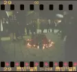 Tända ljus vid högtidlighållandet av årsdagen för mordet på Olof Palme.