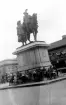Ryttarstatyn av Karl X Gustav och Erik Dahlberg på Kungstorget i Uddevalla.